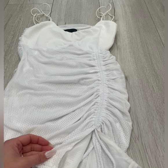 Michael Costello Ruched Dress - Picture 5 of 12